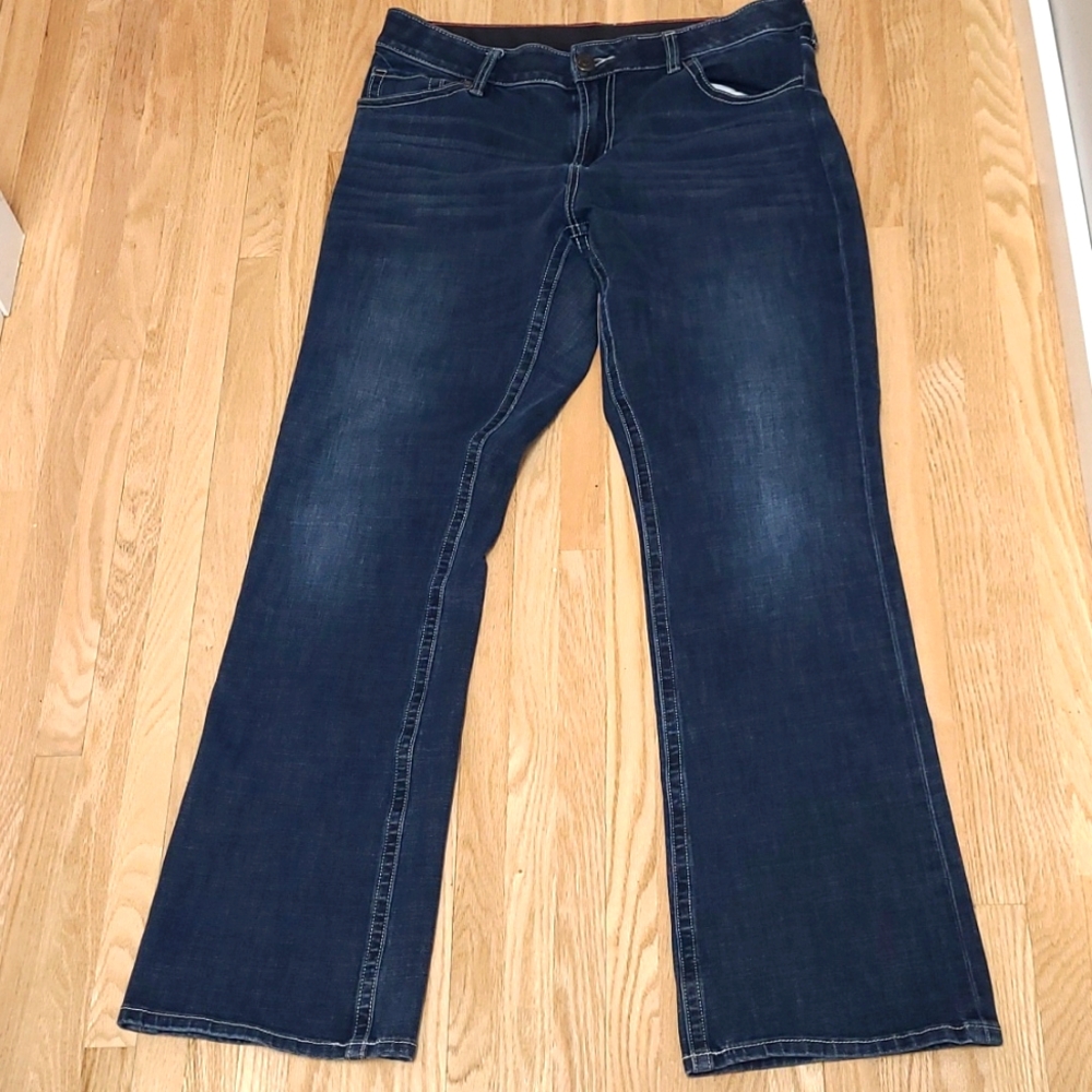 Bootcut jeans